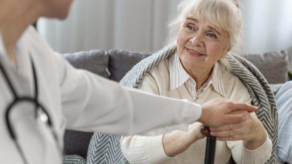 Comprendre le fonctionnement d’une mutuelle santé pour les seniors